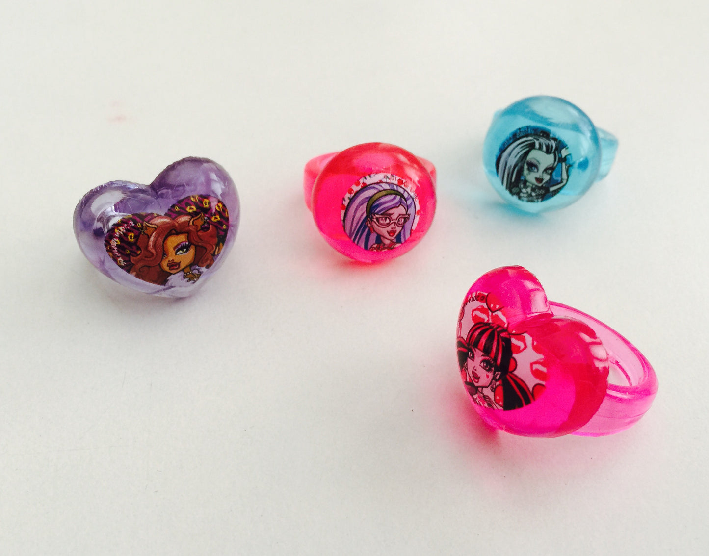 Monster High 4 Shaped Plastic Rings