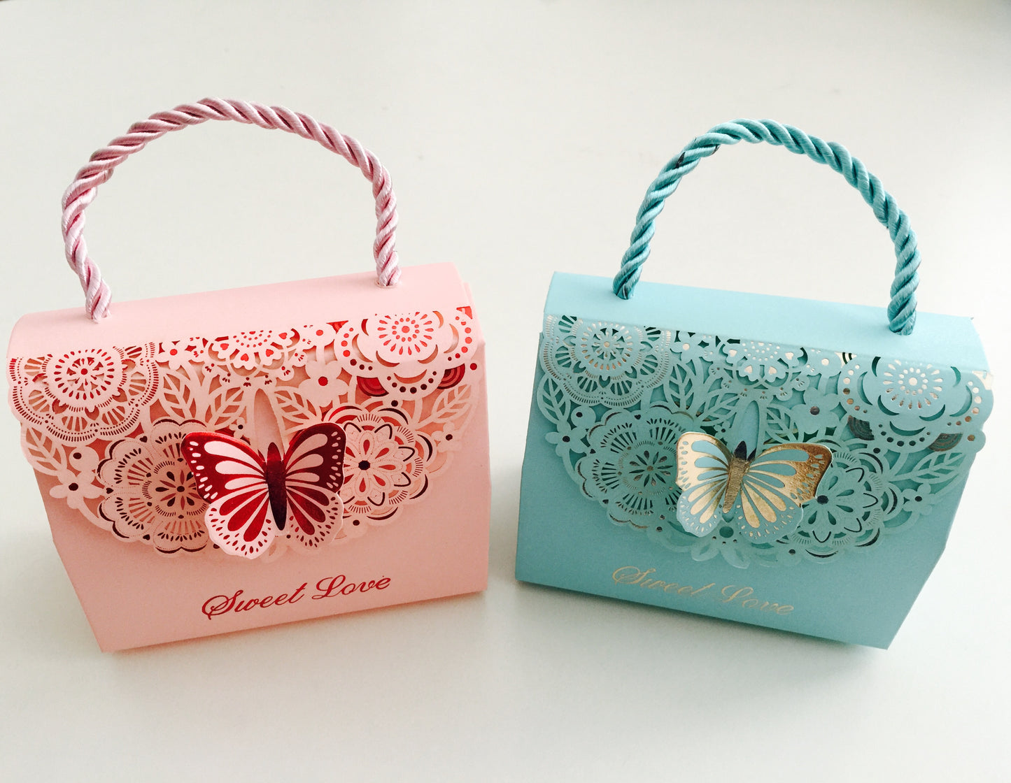 8x Gift Boxes Candy box with butterfly (4 pink and 4 blue)