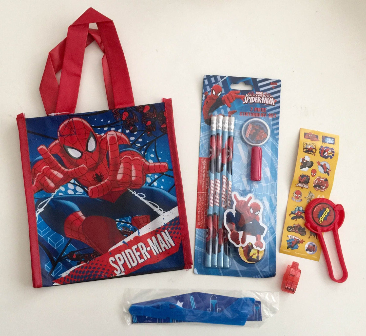 8x Pack Spiderman Goody Bags, Pre Made & Filled with Toys, Goodie, Filled Goody Bag / Loot Bag, pencil; glider; LED ring;  stickers; whistle