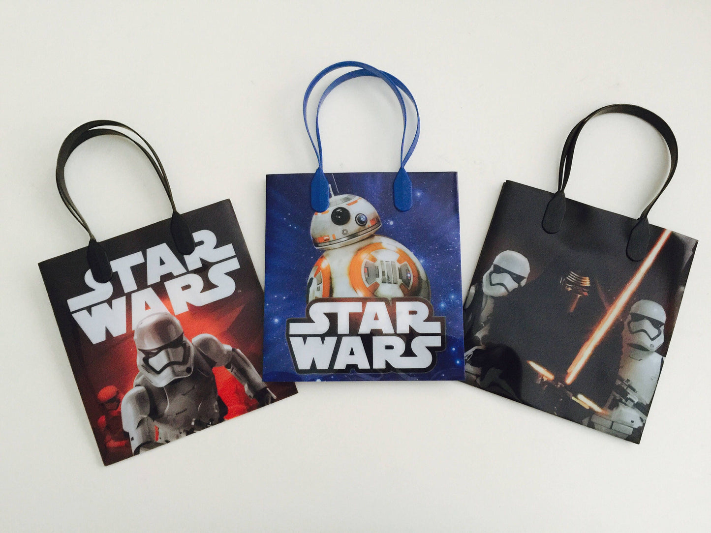 8x Pack Star War Goody Bags, Pre Made & Filled with Toys, Goodie, Filled Goody Bag / Loot Bag, Pencil; Eraser; note book; disc shooter