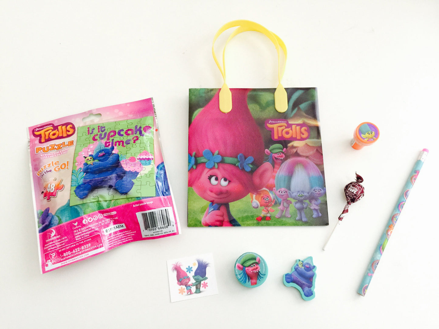 8x Pack Trolls Birthday Goody Bags; Pre Made & Filled with Toys, Filled Goody Bag / Loot Bag